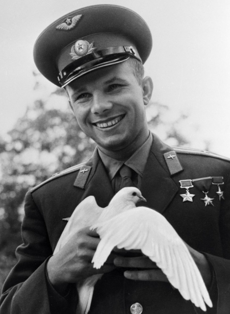 Сегодня день рождения Юрия Гагарина.